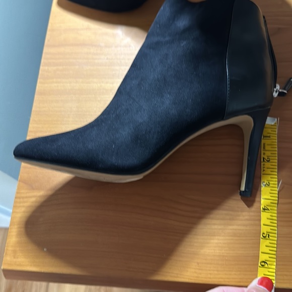 Boots - Picture 3 of 5